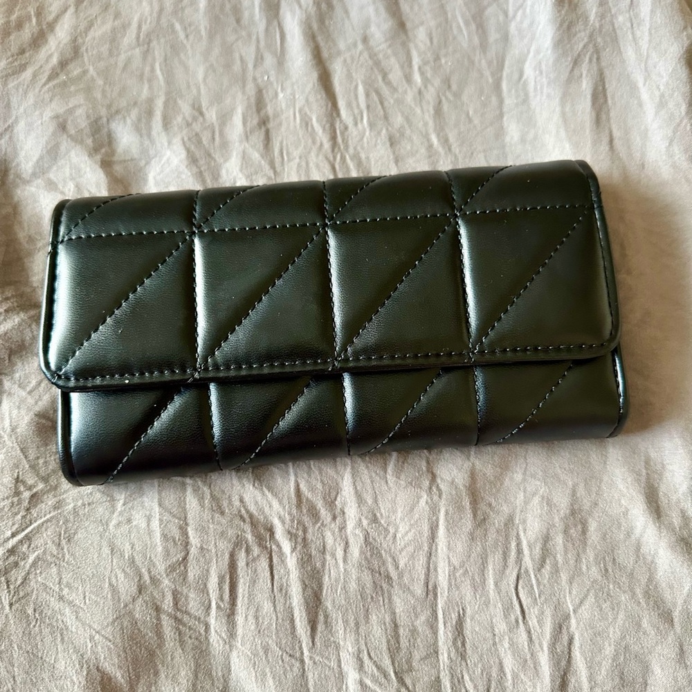 Unbranded Elegant Black Quilted Women's Wallet
